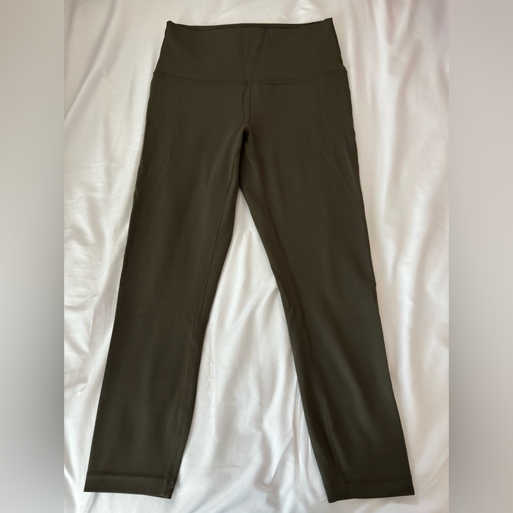 Lululemon Wundertrain 23 Dark Olive